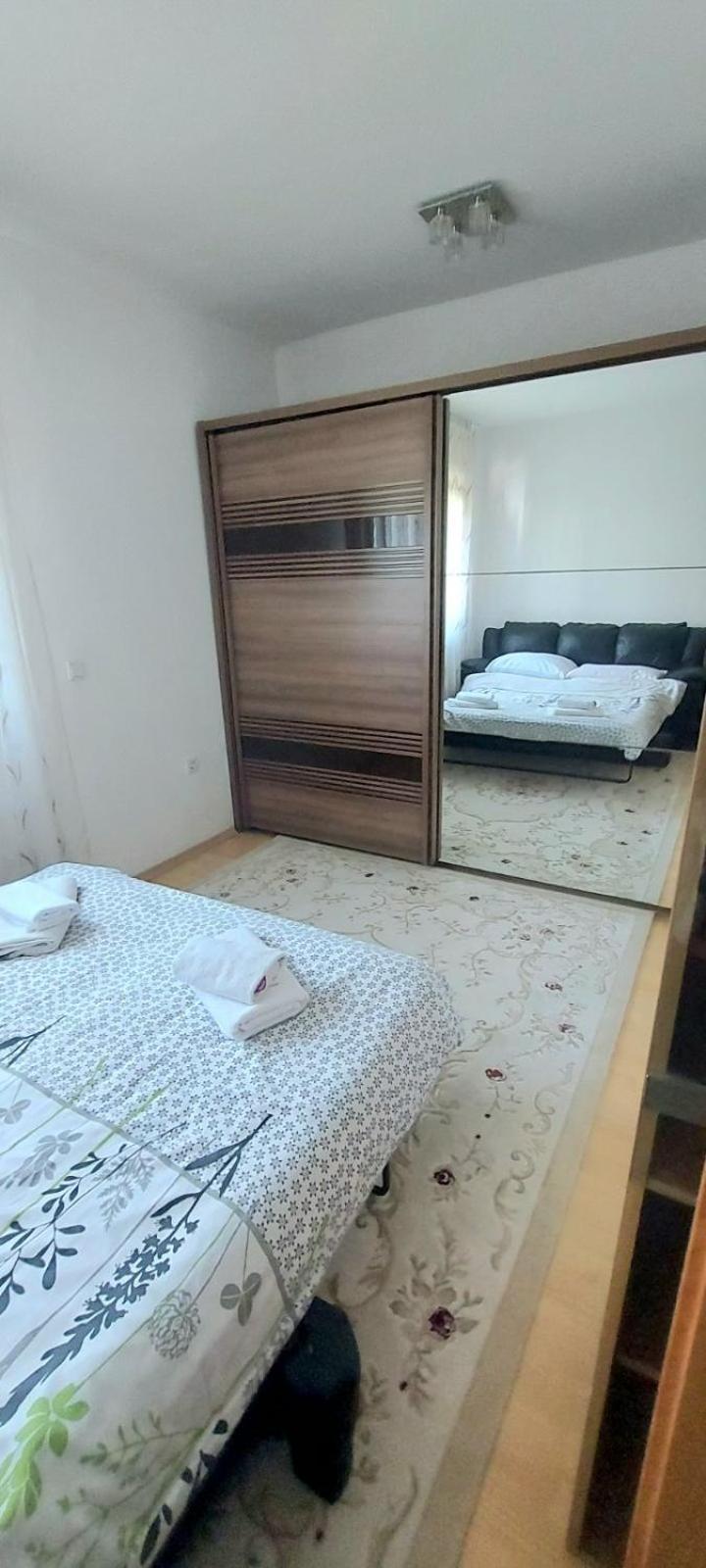 Family Apartment With Garden Sarajevo Exterior photo